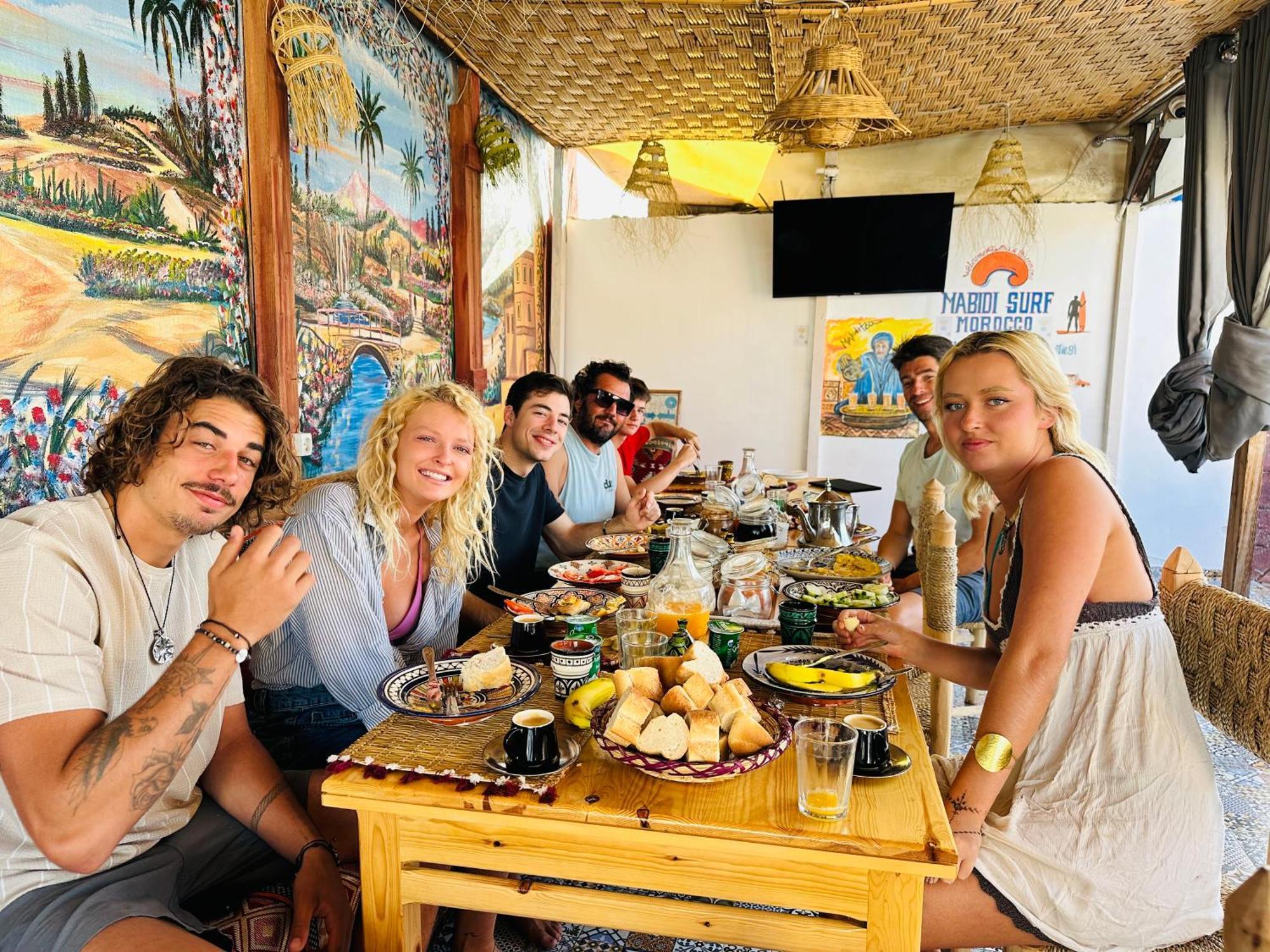 Mabidi Surf Taghazout Hostel Bagian luar foto